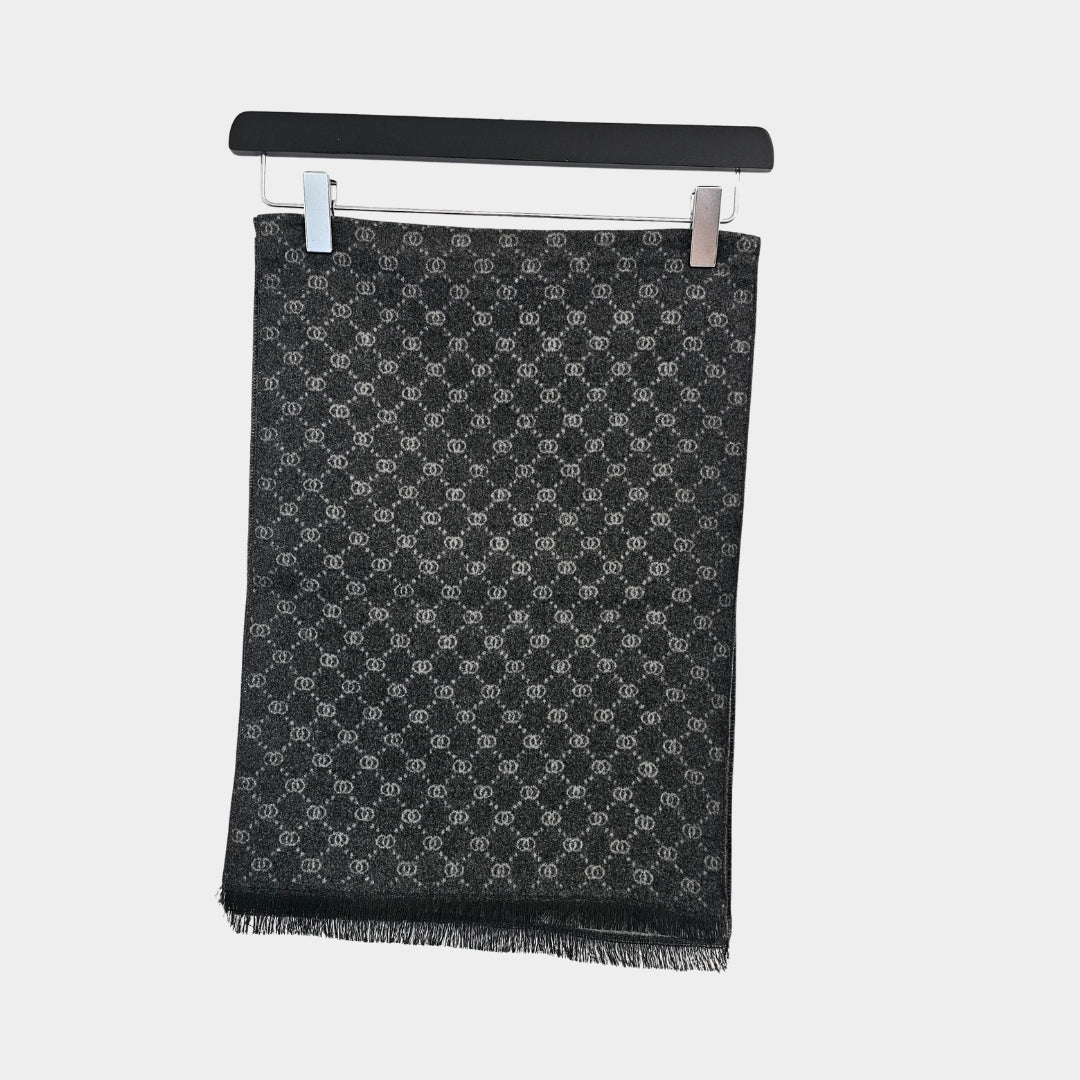 Grey Design Scarf - Stylish and Versatile Accessory - THEGENTSEDIT